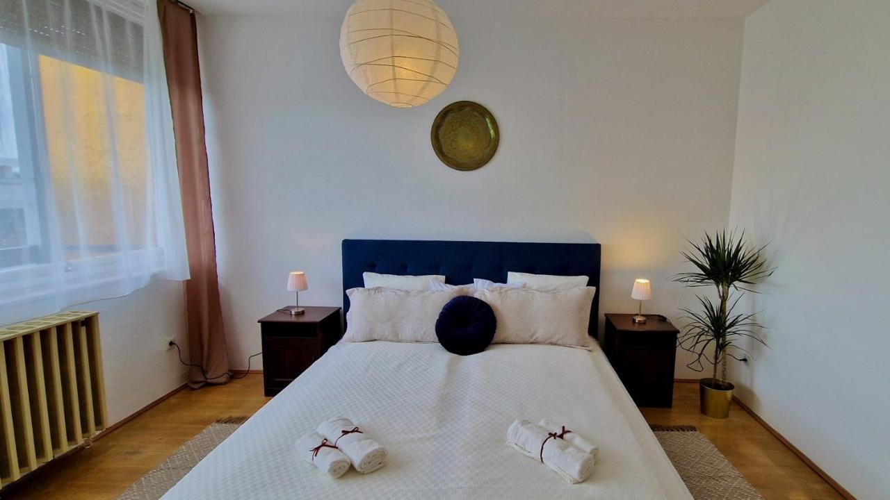 Nosztalgia Apartman Apartment Veszprem Ngoại thất bức ảnh