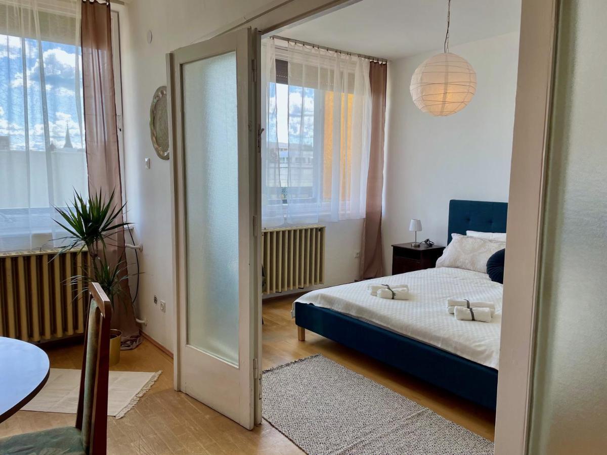 Nosztalgia Apartman Apartment Veszprem Ngoại thất bức ảnh