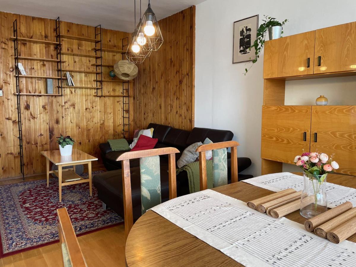 Nosztalgia Apartman Apartment Veszprem Ngoại thất bức ảnh